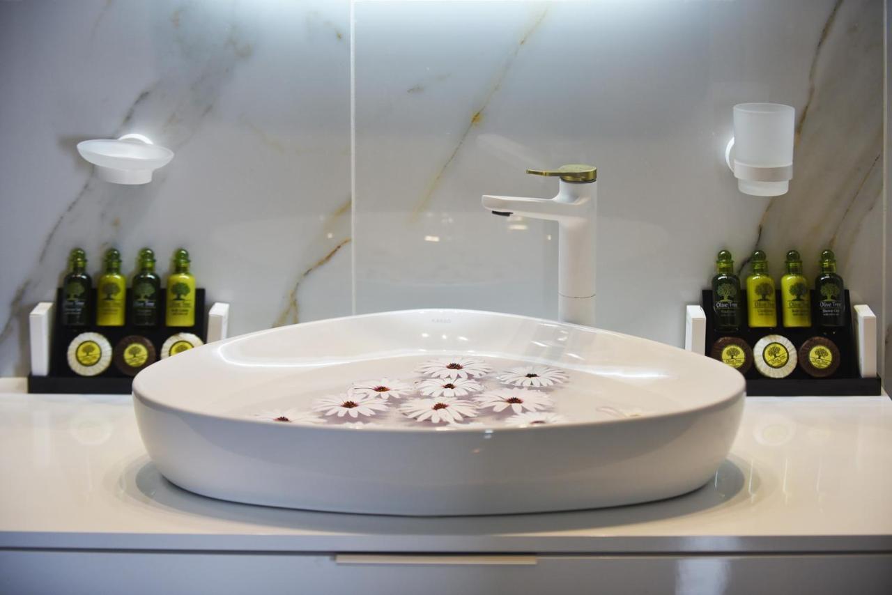 Syrene Luxury Suites Ermoupoli Luaran gambar